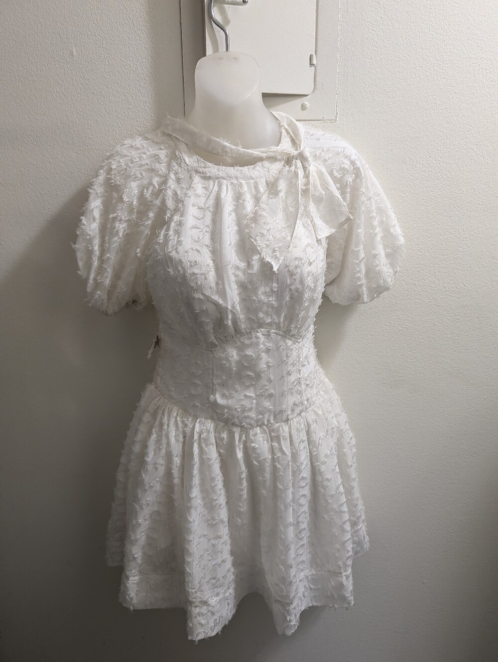 Q&A Woman's Small White Textured Tie-Neck Mini Dress